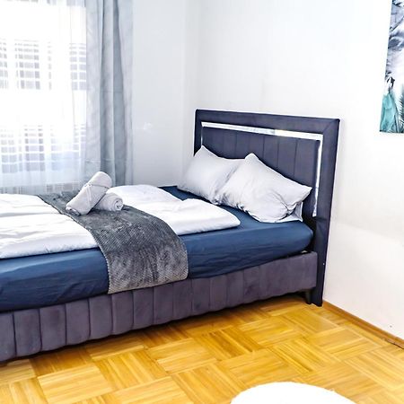 Spacious Rooms 5 Minutes To Wiener Stadthalle Bagian luar foto