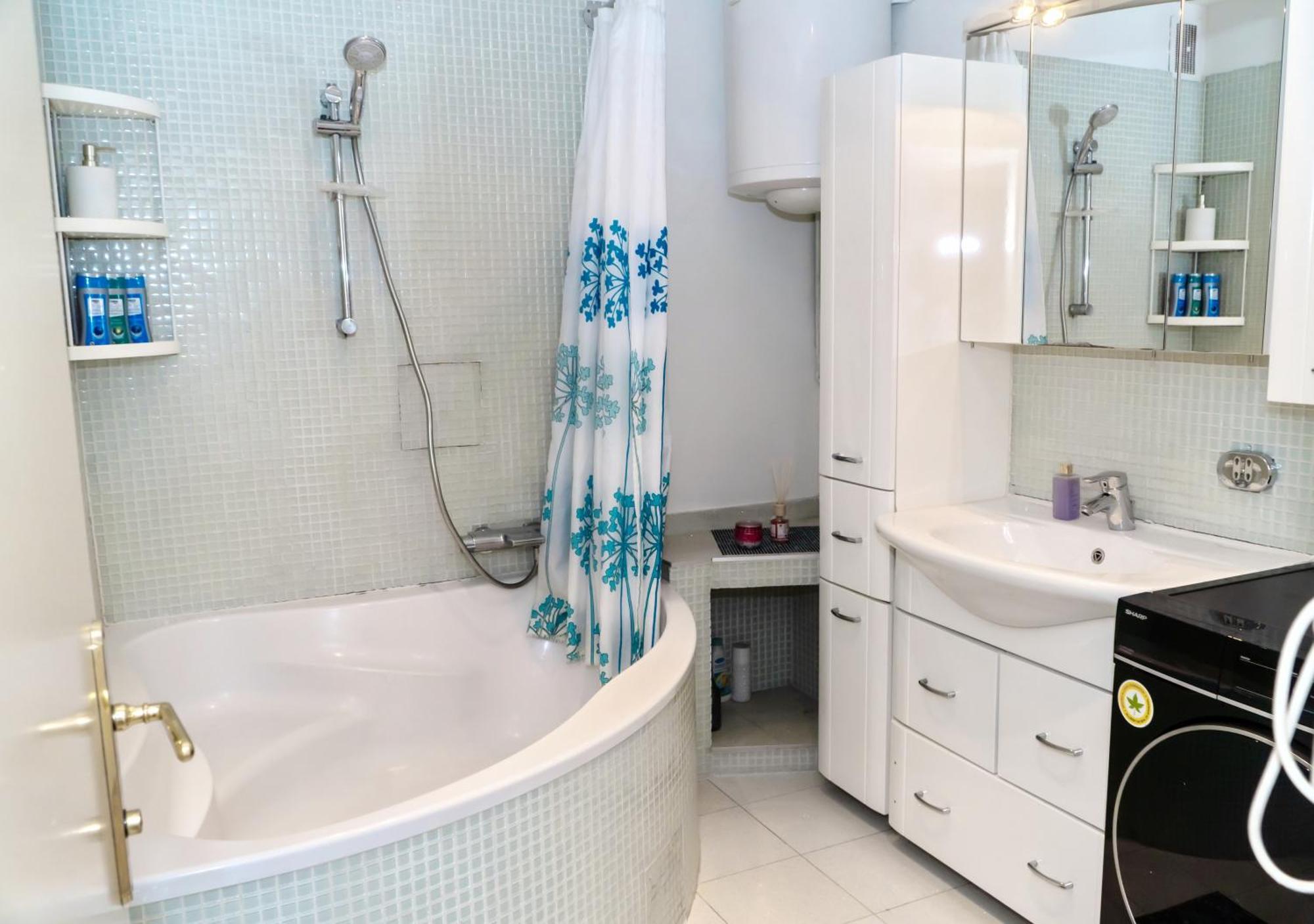 Spacious Rooms 5 Minutes To Wiener Stadthalle Bagian luar foto