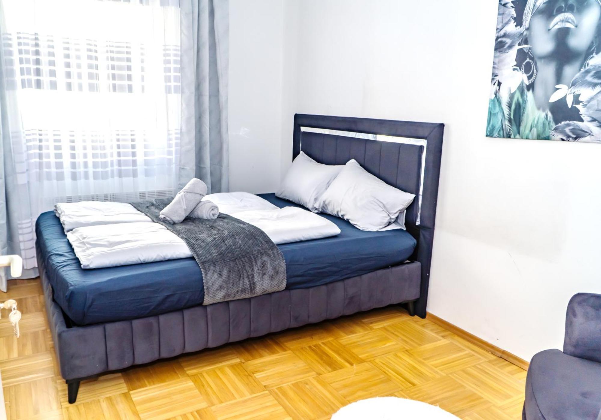 Spacious Rooms 5 Minutes To Wiener Stadthalle Bagian luar foto